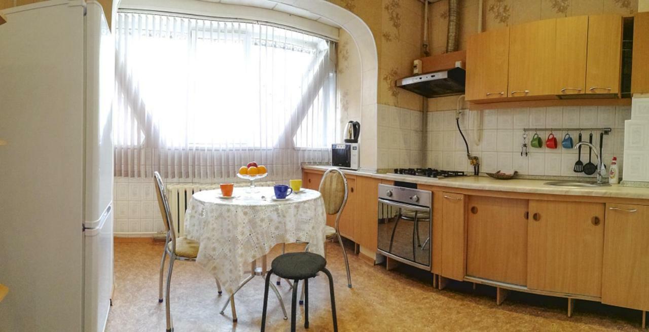 Апартаменты На Улице Розыбакиева, 275-2 Almaty Eksteriør bilde